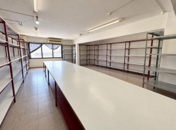 Bodega-Galpón , Floresta · Alquiler | Local Comercial – 5 Plantas – Floresta