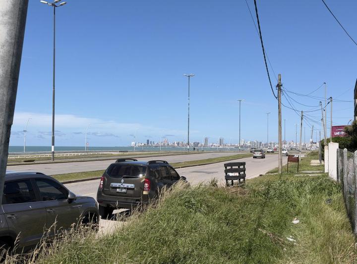 Terreno · 372m²