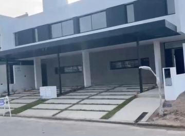 Casa de 1 ambiente, Córdoba · Dúplex en Venta en Colinas de Manantiales | 3 Dorm.