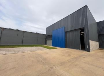 Bodega-Galpón , Córdoba · Inmobiliaria Ofrece Excelentes Galpones en Alquiler