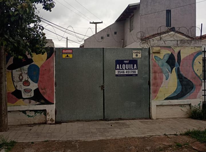 Casa · 100m² · 5 Ambientes · 2 Cocheras