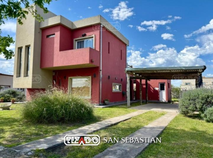 Casa · 155m² · 4 Ambientes · 1 Cochera