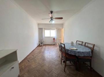 Departamento · 71m² · 4 Ambientes · Venta - Departamento 3 Dorm. con Balcón - Barrio Centro