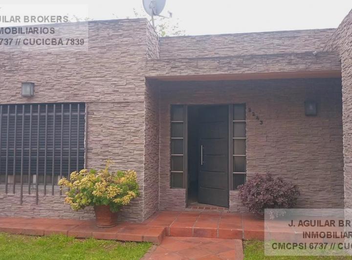 Casa · 138m² · 4 Ambientes · 2 Cocheras