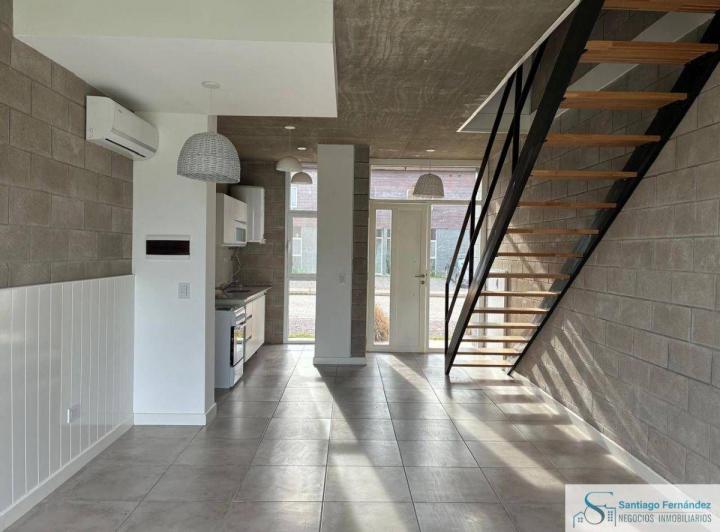 Casa · 73m² · 3 Ambientes · 1 Cochera