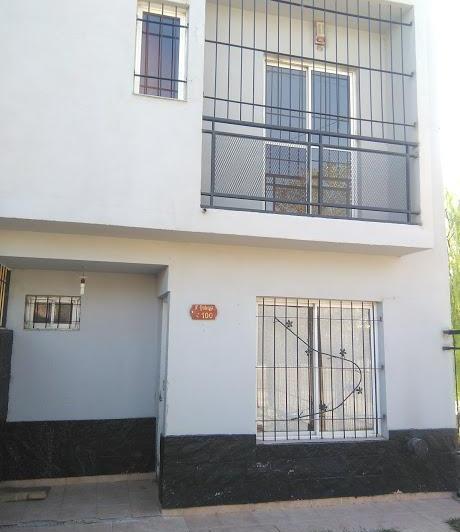 Casa · 104m² · 5 Ambientes · 2 Cocheras