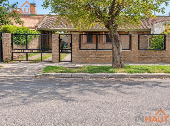 Casa · 90m² · 4 Ambientes