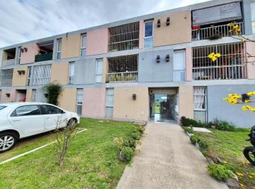 Departamento de 3 ambientes, Ituzaingó · Departamento de 70 m² con 2 Dorm. en Alquiler en Villa Udaondo