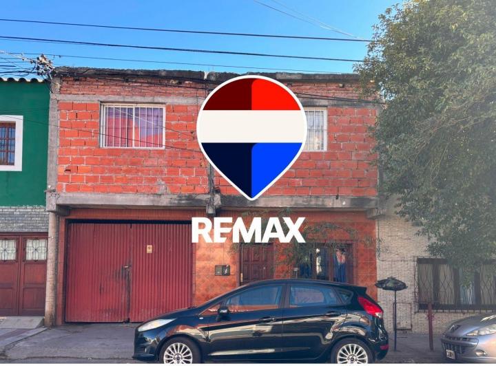 Casa · 140m² · 5 Ambientes · 1 Cochera