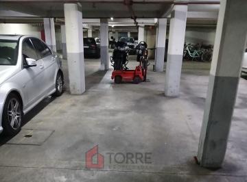 Garage · 15m² · Alquiler Cochera Fija y Cubierta en Olivos