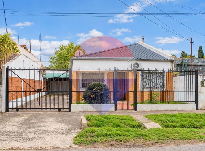 Casa · 130m² · 3 Ambientes · 1 Cochera