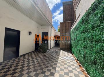 Oficina comercial · 335m² · 12 Ambientes · Casa en Mendoza