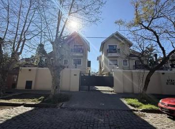 PH · 211m² · 4 Ambientes · 2 Cocheras · PH Tipo Casa en Venta en Temperley, Lomas de Zamora, G. B. a. Zona Sur