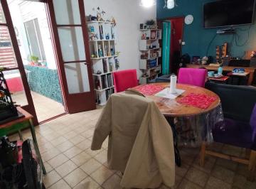 Departamento de 2 ambientes, Liniers · Excelente Ubicacion Para Este Dos Ambientes de 50 m²