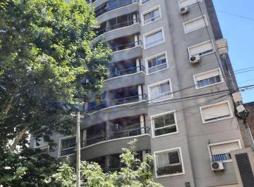 Departamento de 2 ambientes, Lanús · Alquiler Inmejorable Departamento de 2 Ambientes Al C/fte C/cochera y Baulera - Edificio C/sum y Gym