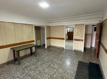 Oficina comercial · 70m² · 3 Dormitorios · Alquiler PH Uso Profesional
