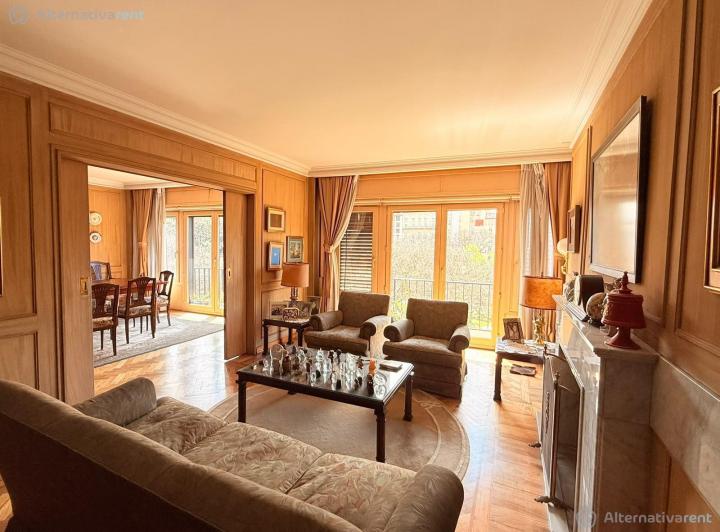 Departamento · 214m² · 7 Ambientes · 2 Cocheras