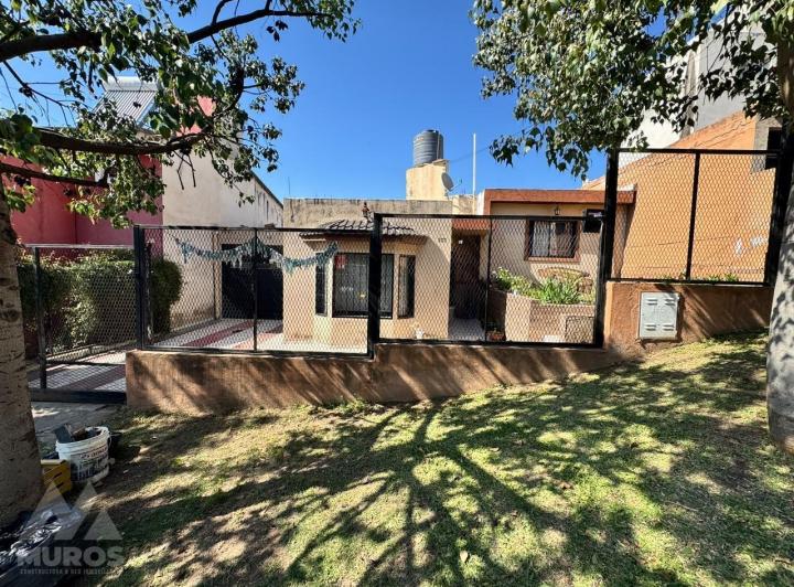 Casa · 115m² · 4 Ambientes · 1 Cochera