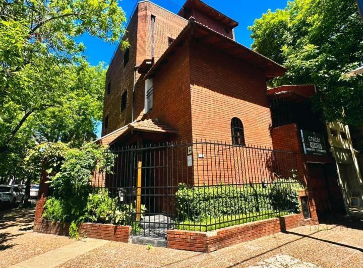 PH · 210m² · 5 Ambientes · 1 Cochera