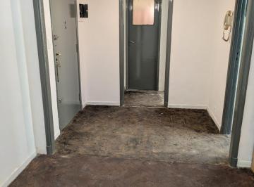 Departamento de 2 ambientes, Pompeya · Alquiler 2 Amb. Amplio Pompeya
