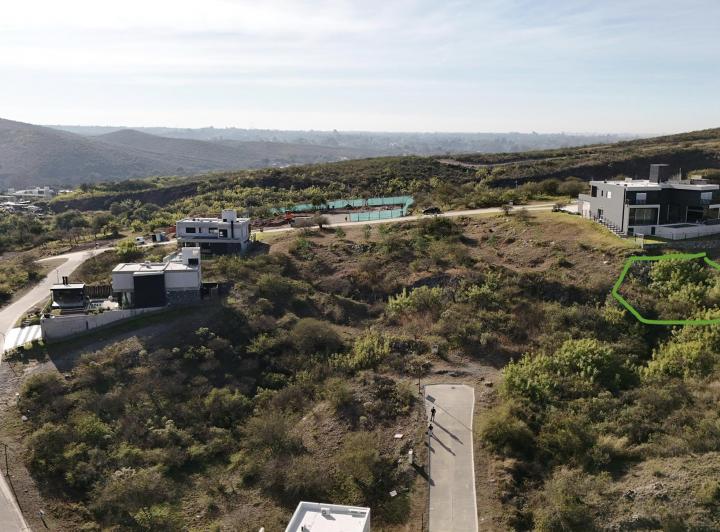 Terreno · 467m²