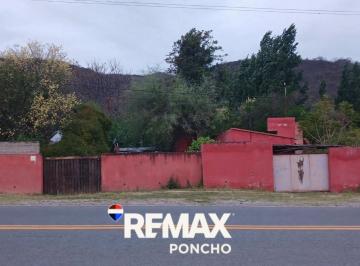 Casa · 155m² · 6 Ambientes · 2 Cocheras · Imponente Casa en La Quebrada - Ruta 4, Km 7