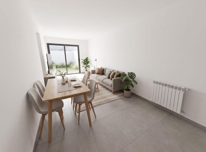 Casa · 83m² · 5 Ambientes · 2 Cocheras