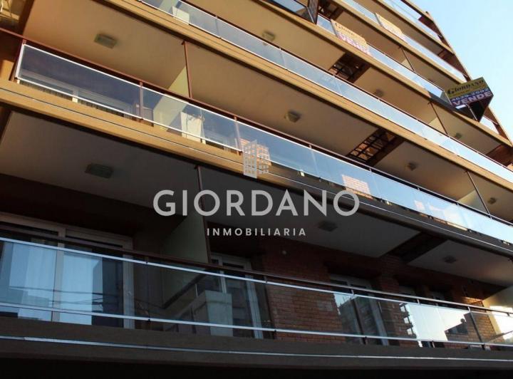 Departamento · 54m² · 2 Ambientes · 1 Cochera