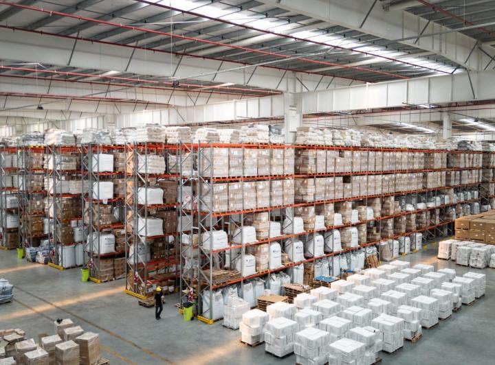 Depósito · 23000m²