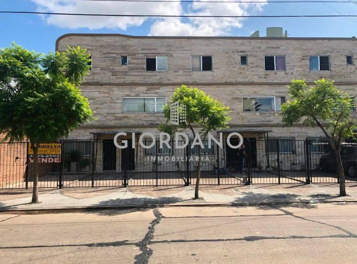 Departamento · 47m² · 2 Ambientes · 1 Cochera