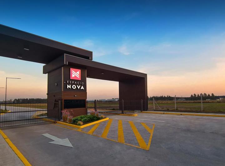 Bodega-Galpón · 2200m²