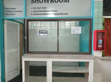 Local comercial de 1 ambiente, Parque Chacabuco · Local Comercial Dentro de Galeria Comercial