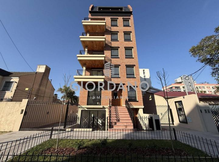 Departamento · 100m² · 3 Ambientes · 1 Cochera