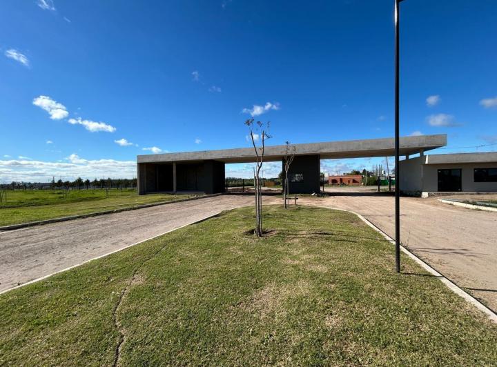 Terreno · 766m²