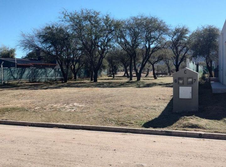 Terreno · 720m²