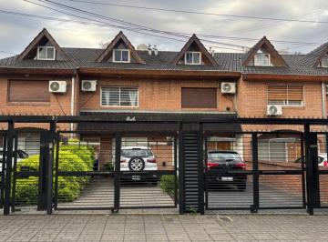 Casa · 172m² · 5 Ambientes · 2 Cocheras · Venta Casa Olivos 5 Ambientes Triplex