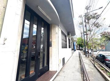Departamento · 53m² · 2 Ambientes · Departamento Planta Baja Al Frente - Bajas Expensas