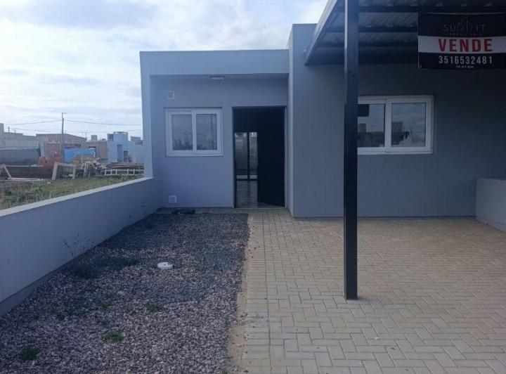 Casa · 90m² · 4 Ambientes · 1 Cochera