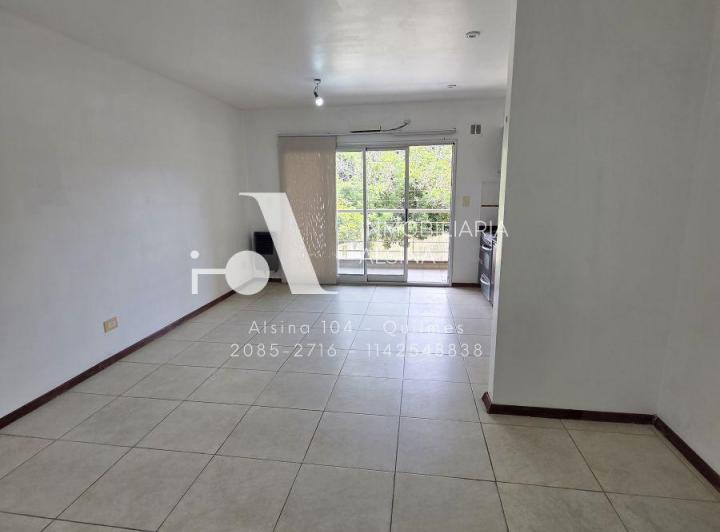 Departamento · 50m² · 2 Ambientes · 1 Cochera