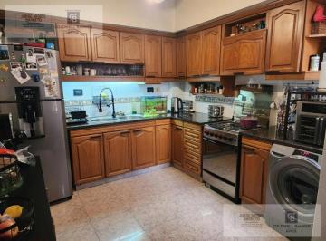 PH · 98m² · 4 Ambientes · PH 3 Ambientes en Monserrat