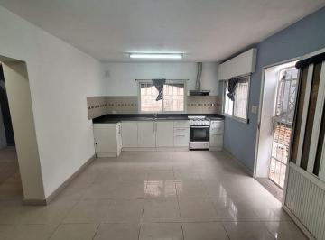 PH · 49m² · 2 Ambientes · Casa de Pasillo en Venta 1 Dormitorio + Comodín