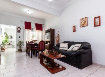 Casa de 3 ambientes, Lanús · Casa 3 Ambientes con Parque y Cochera en Lanús Oeste