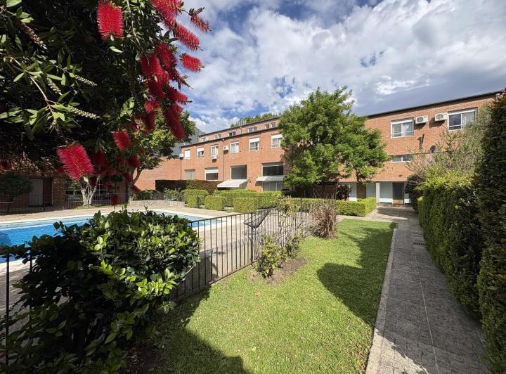 Casa · 127m² · 5 Ambientes · 1 Cochera