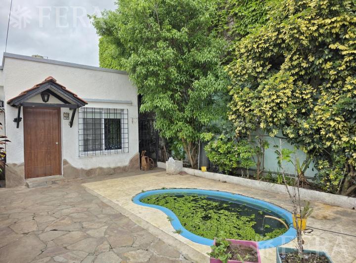 Casa · 90m² · 3 Ambientes · 2 Cocheras