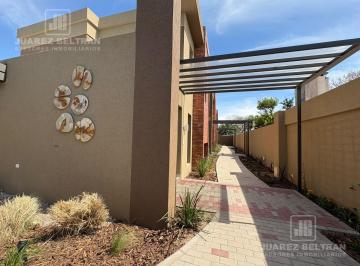Casa · 250m² · 5 Ambientes · 1 Cochera · Venta Duplex a Estrenar–3 Dorm. C/cochera (1 Dormitorio en Suite en Pb)