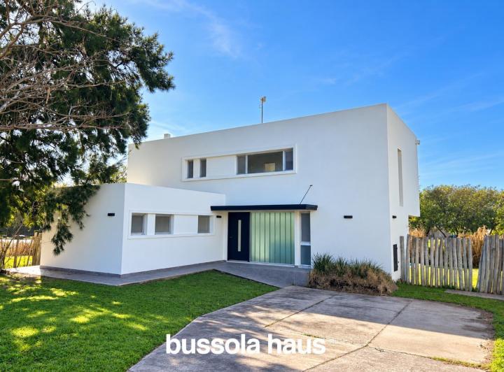 Casa · 199m² · 5 Ambientes