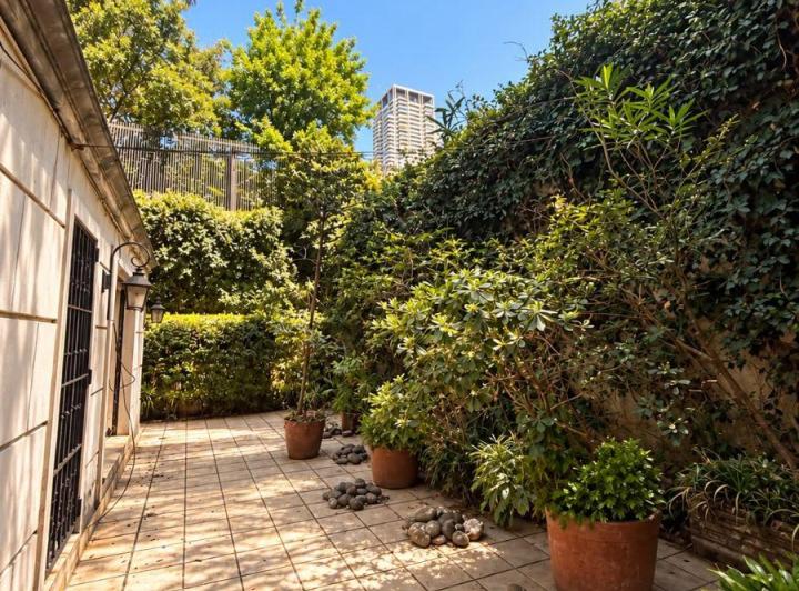 Departamento · 220m² · 7 Ambientes