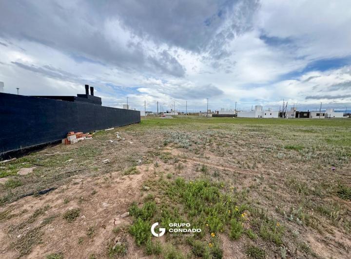 Terreno · 250m²