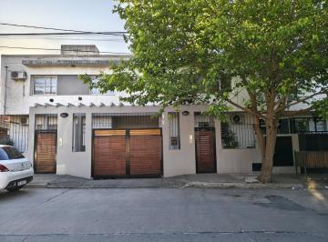 Departamento · 50m² · 2 Ambientes · 1 Cochera · Alquiler Anual Departamento Semiamoblado 1 Dormitorio Cochera Pileta Tupungato Al 200