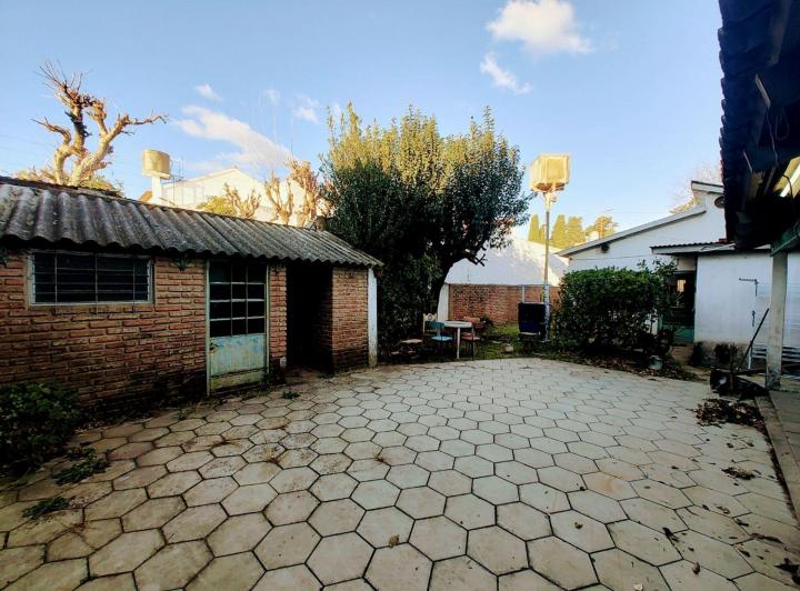 Casa · 111m² · 3 Ambientes · 1 Cochera